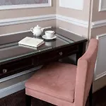 De L'universite Hotel Paris