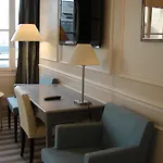 Hotel De L'universite 3*