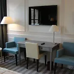 Hotel De L'universite Paris
