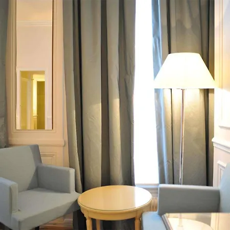 Hotel De L'universite Parigi