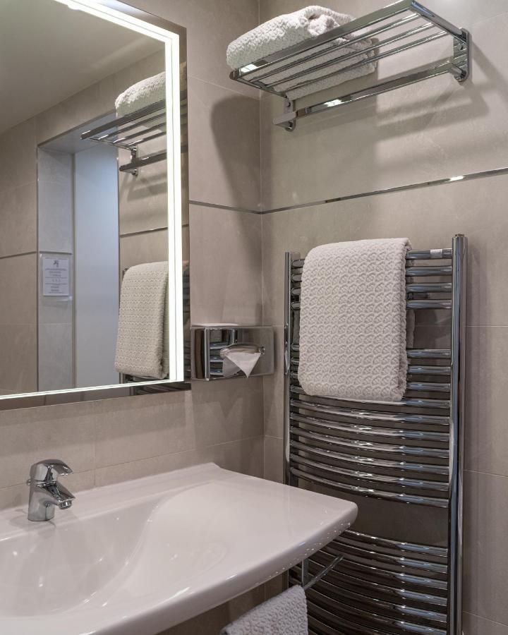 De L'universite Paris