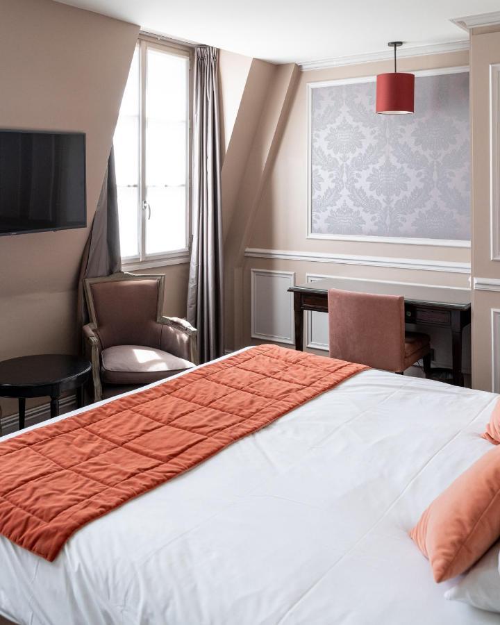 De L'universite Hotel 3*