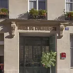 Hotel de L\'Universite