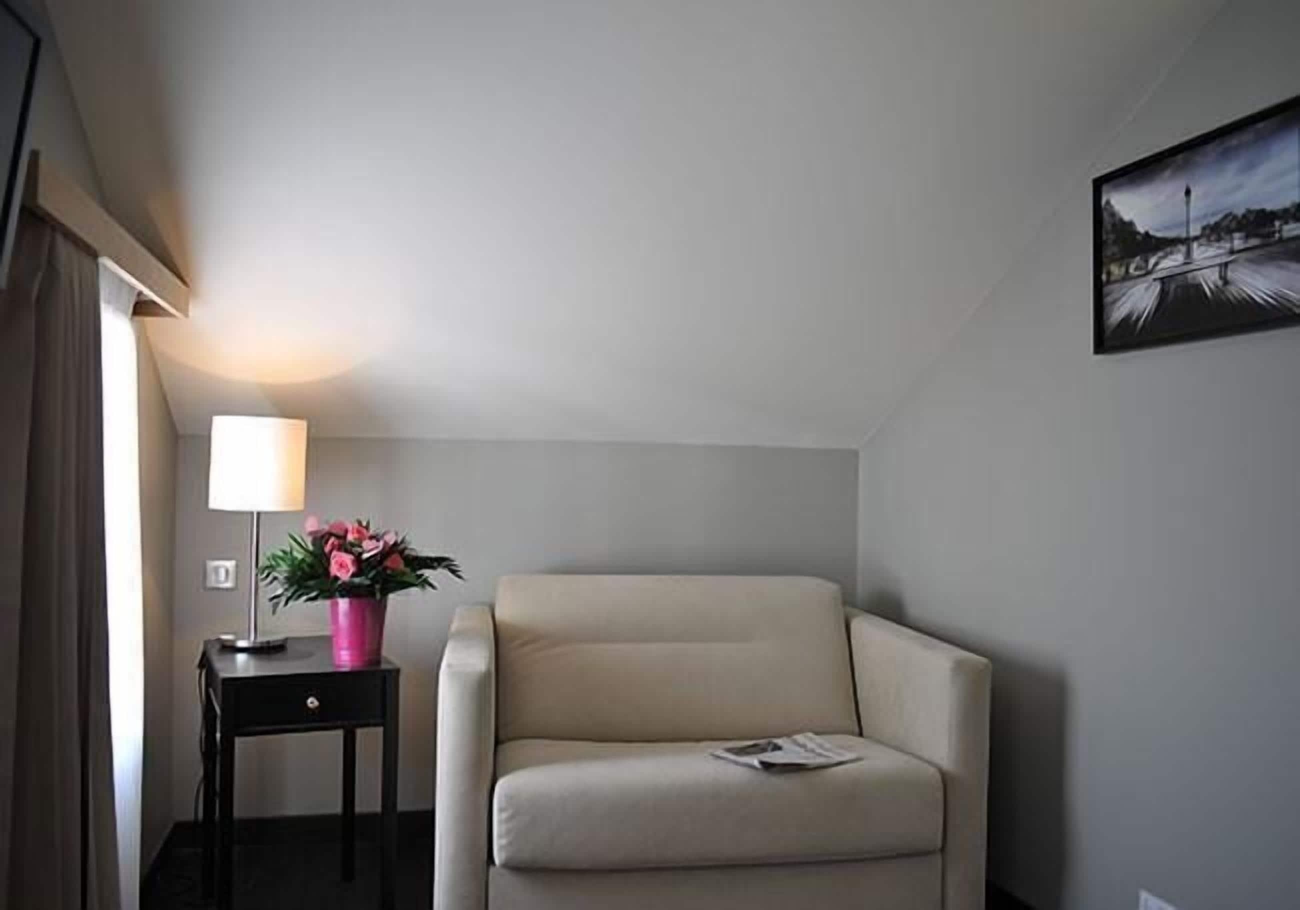 Hotel De L'universite