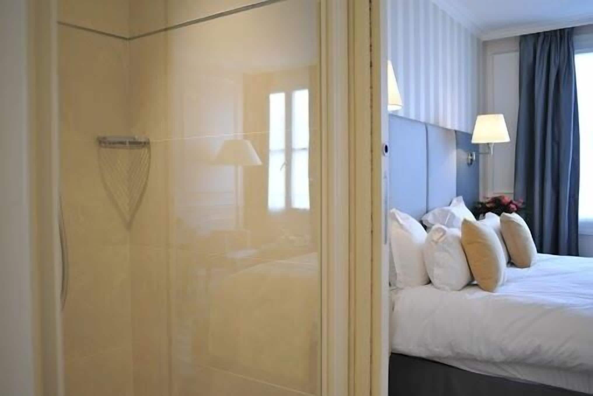 De L'universite Hotel Parigi